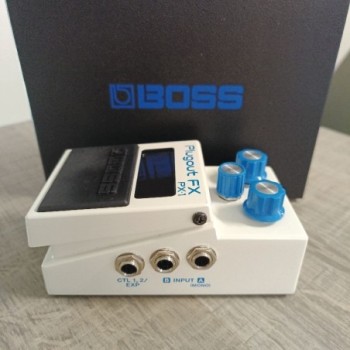 BOSS PX-1 Plugout FX Multi-Effects Pedal with 16 Built-in Classic Effects