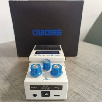 BOSS PX-1 Plugout FX Multi-Effects Pedal with 16 Built-in Classic Effects