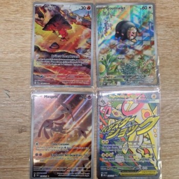 4 CARTE POKEMON