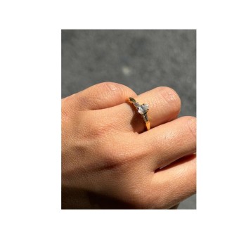 bague or jaune 18cts diamant poire et baguette