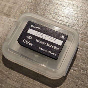 CARTE MEMOIRE PSP 32MB SONY