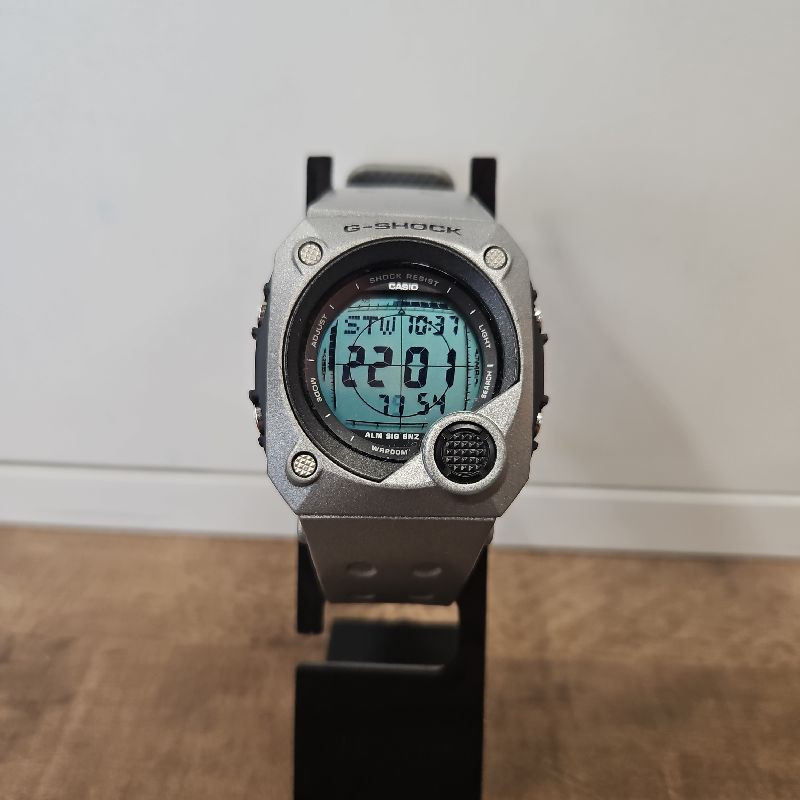 G SHOCK G8000