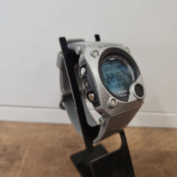 G SHOCK G8000