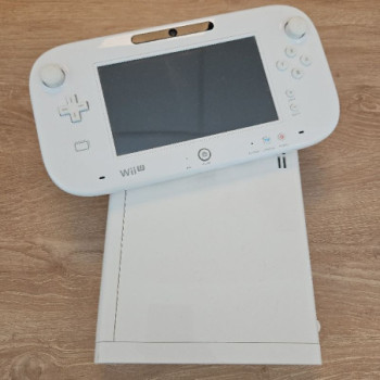 CONSOLE NINTENDO WII U BLANCHE + GAME PAD