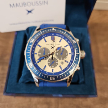 MONTRE MAUBOUSSIN DANDE DARRET DURGENCE BLEU 43MM QUARTZ