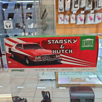 VOITURE MINIATURE STARSKY AND HUTCH 1 18EME