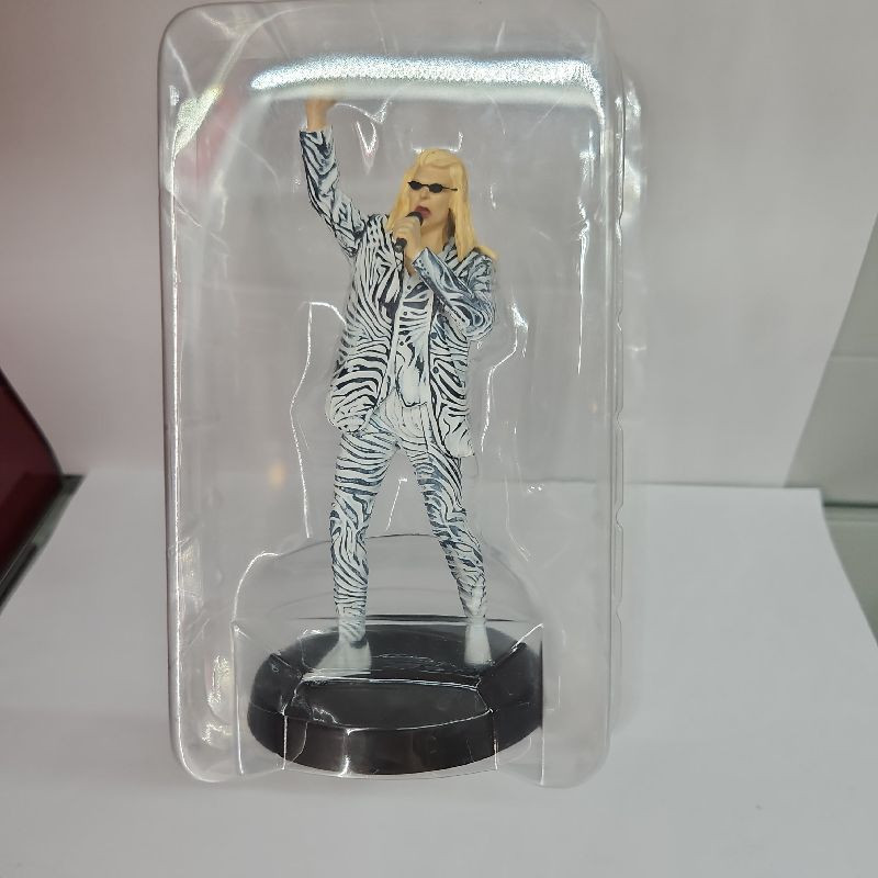 FIGURINE JOHNNY HALLYDAY TOURNEE D ETE